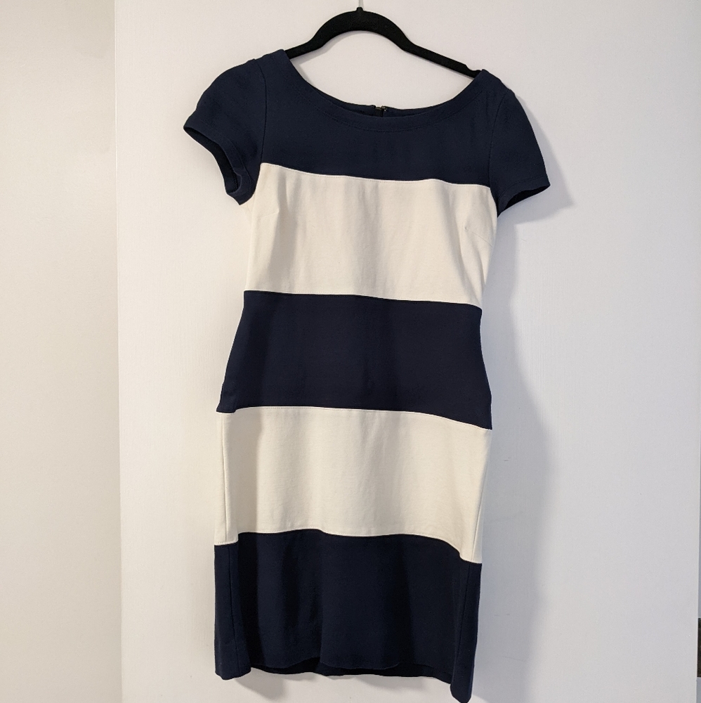Navy and white stripe banana republic dress. 00P.